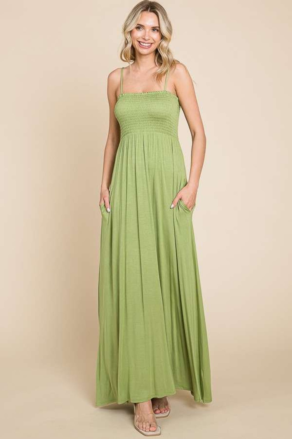 Effortless Green Maxi Dress – Perfect for Travel Days