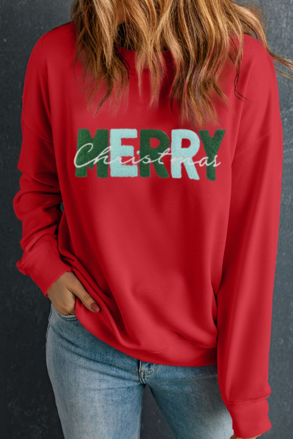 Festive "Merry Christmas" Graphic Sweatshirt