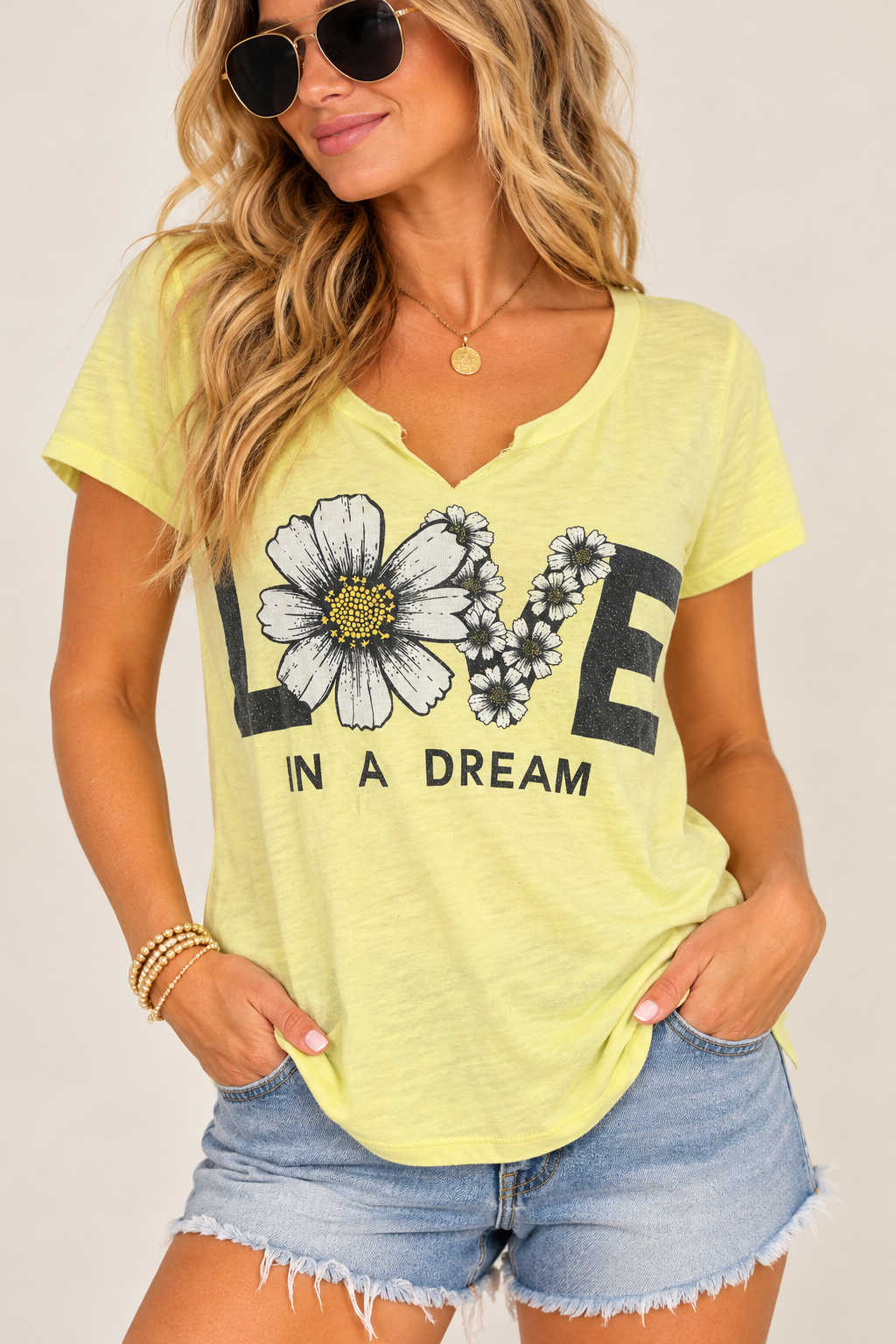 Michelle “Love in a Dream” Yellow Floral Graphic Tee – Size S