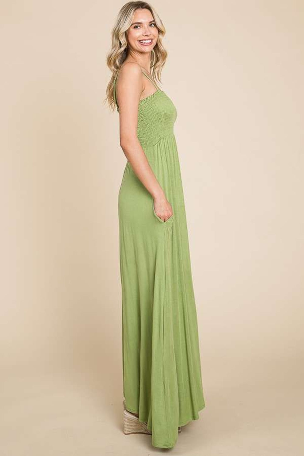 Effortless Green Maxi Dress – Perfect for Travel Days