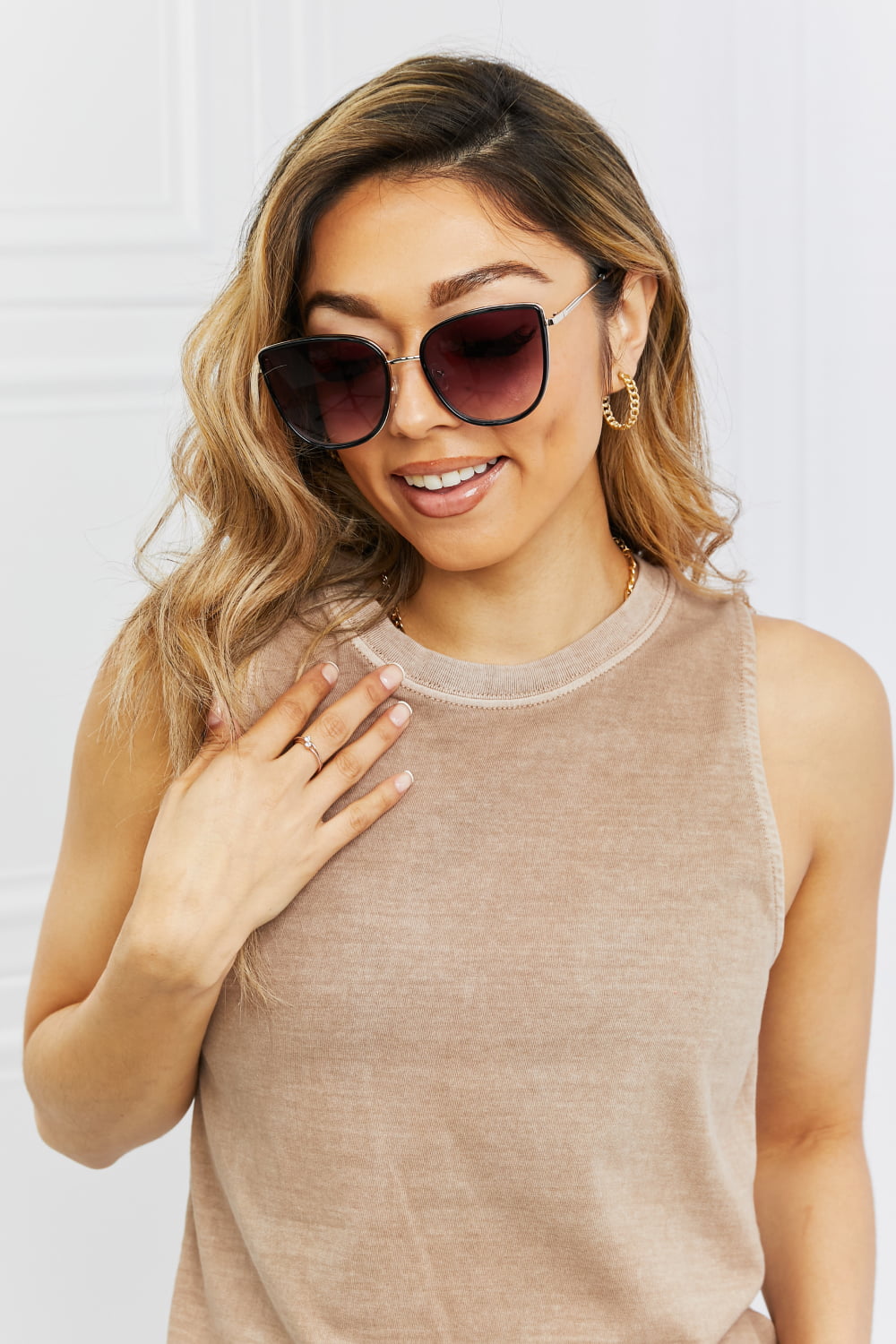 Oversized Cat Eye Gradient Sunglasses