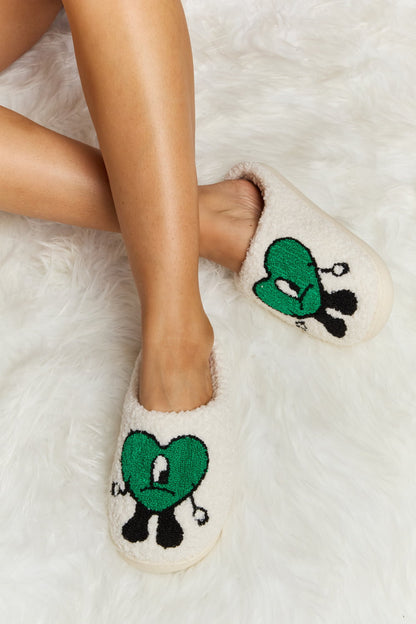 Fuzzy Heart Face Slippers – Cute & Cozy Lounge Vibes