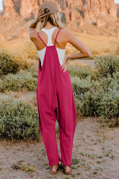 Adventure-Ready Black Jumpsuit – Travel in Comfort & Style
