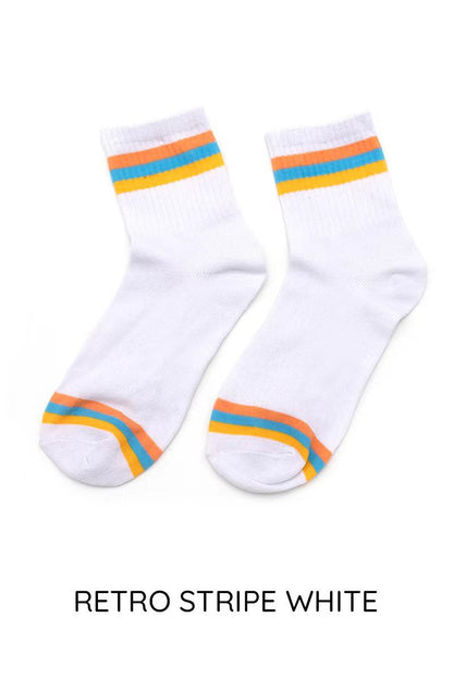 Graphic Crew Socks Set (4-Pack | Peace, Yin Yang & Mushroom)