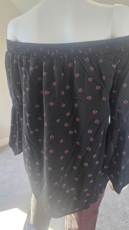 Express Black Off-the-Shoulder Pink Print Blouse – Size M