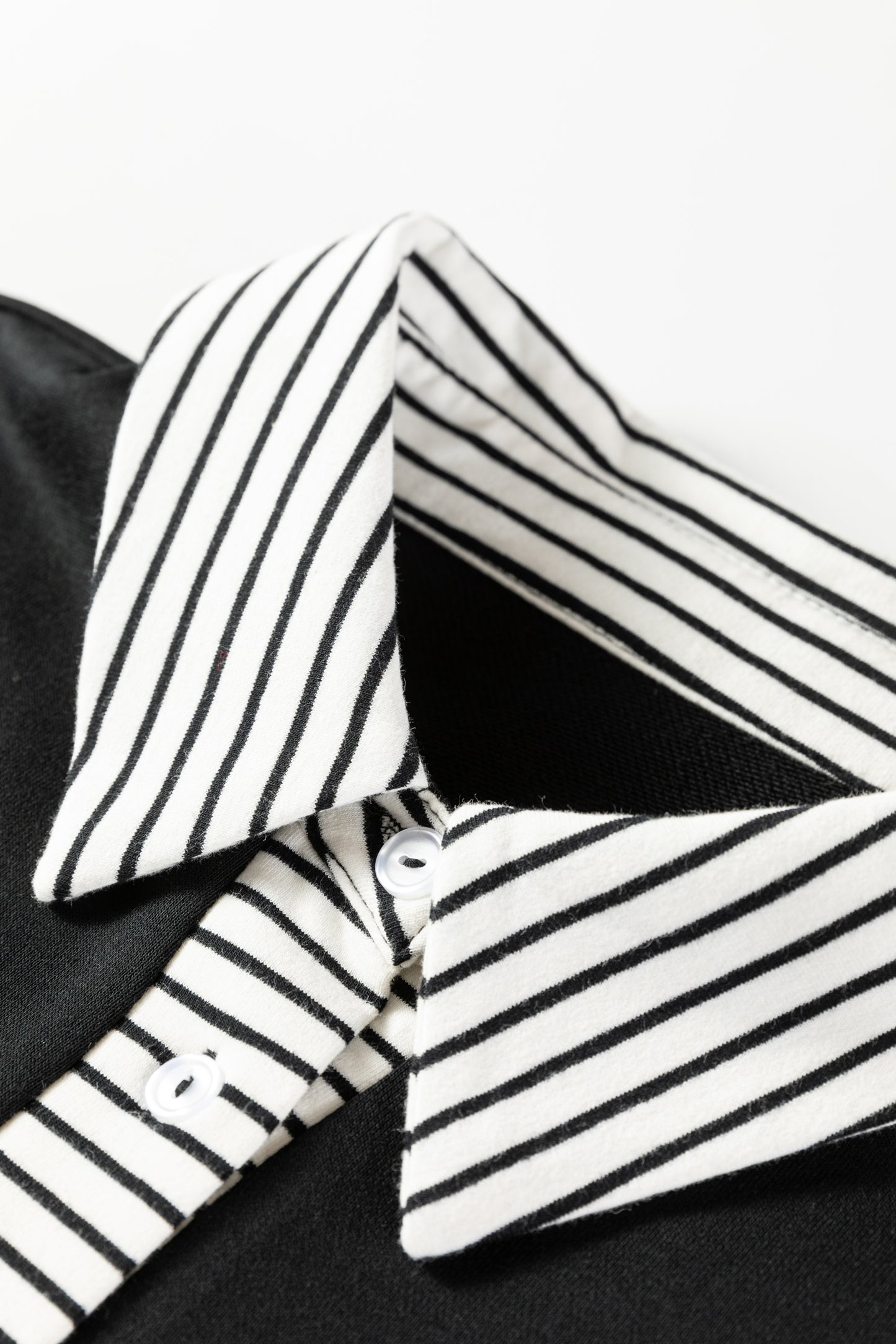 Black Long Sleeve Dress with Striped Collar – Casual Chic Collared Swing Dress