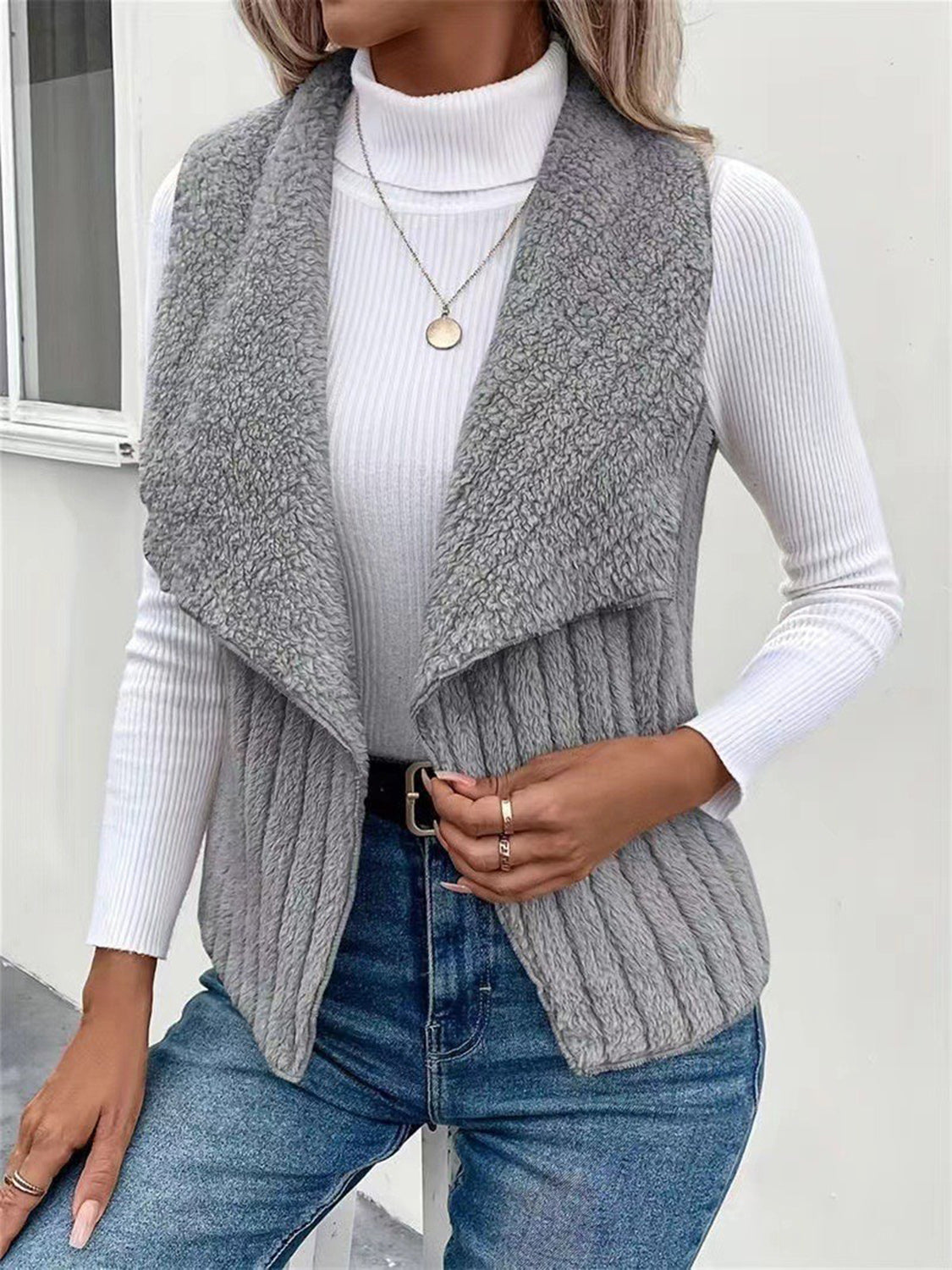 Cozy Sherpa-Lined Vest (6 Colors: Dust Storm, White, Black, Gray, Dusty Blue, Lilac)