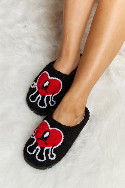 Fuzzy Heart Face Slippers – Cute & Cozy Lounge Vibes