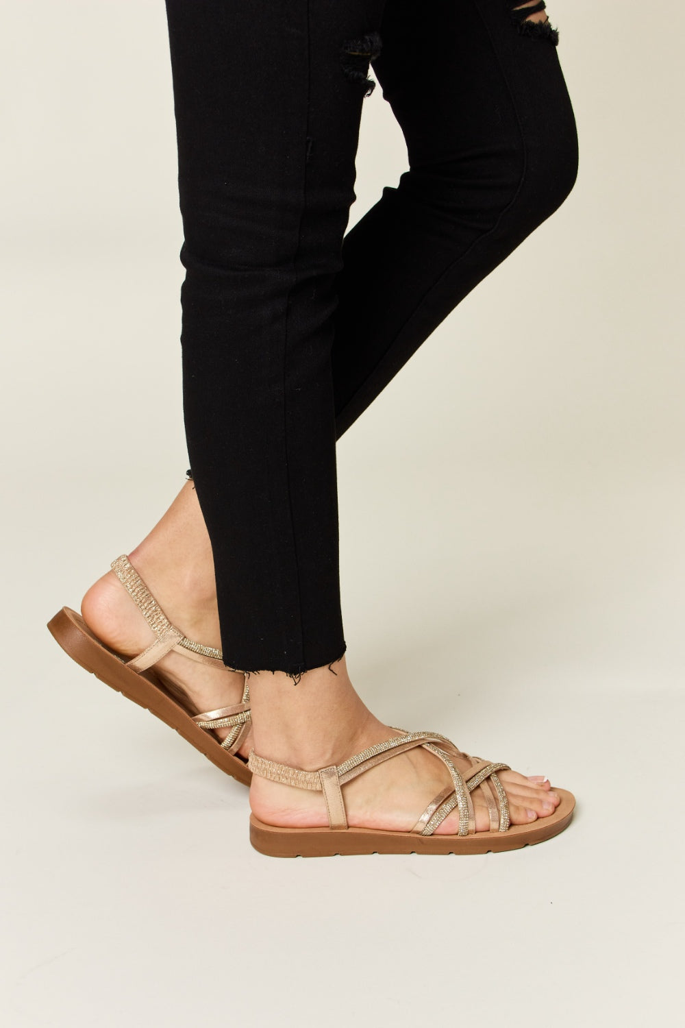 Chic Gold Crisscross Sandals