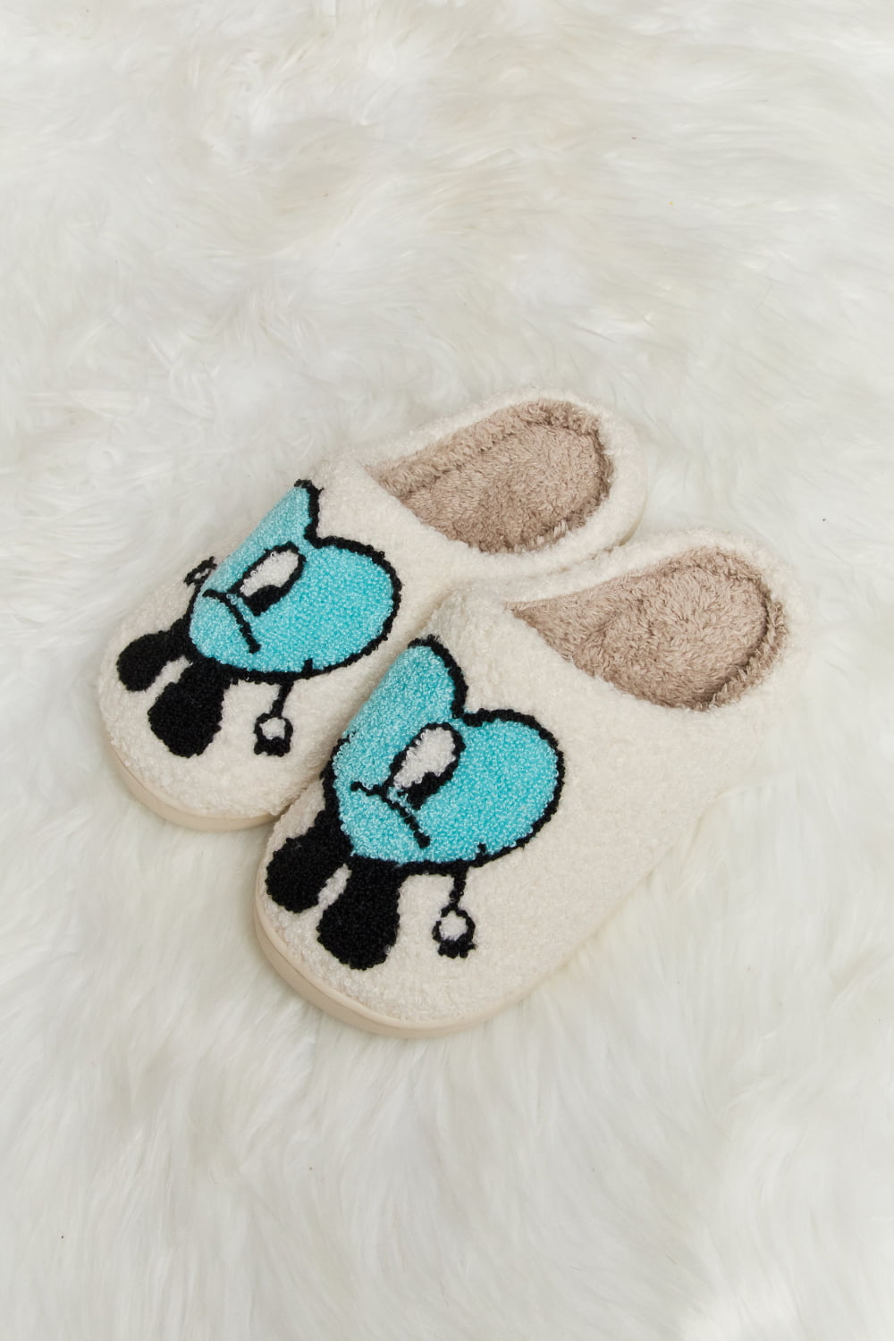 Fuzzy Heart Face Slippers – Cute & Cozy Lounge Vibes