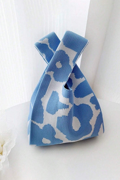 Chic Green Knot Handle Bag – Minimalist Elegance