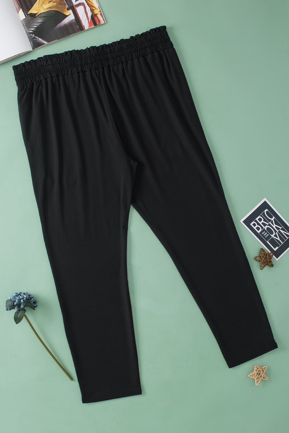 Black High-Waisted Joggers with Pockets – Casual and Comfortable