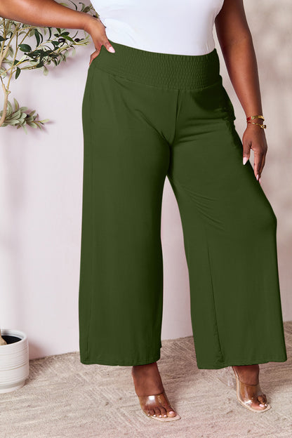 Jetsetter's Wide-Leg Travel Pants – Comfy & Chic for Every Destination