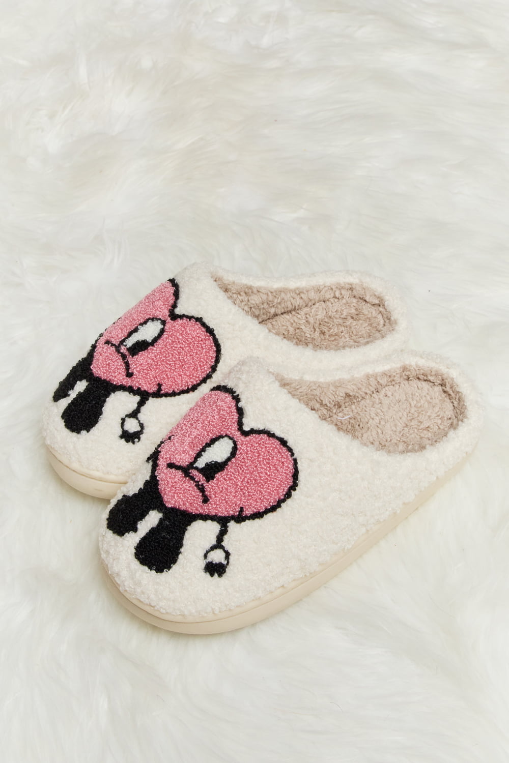 Fuzzy Heart Face Slippers – Cute & Cozy Lounge Vibes