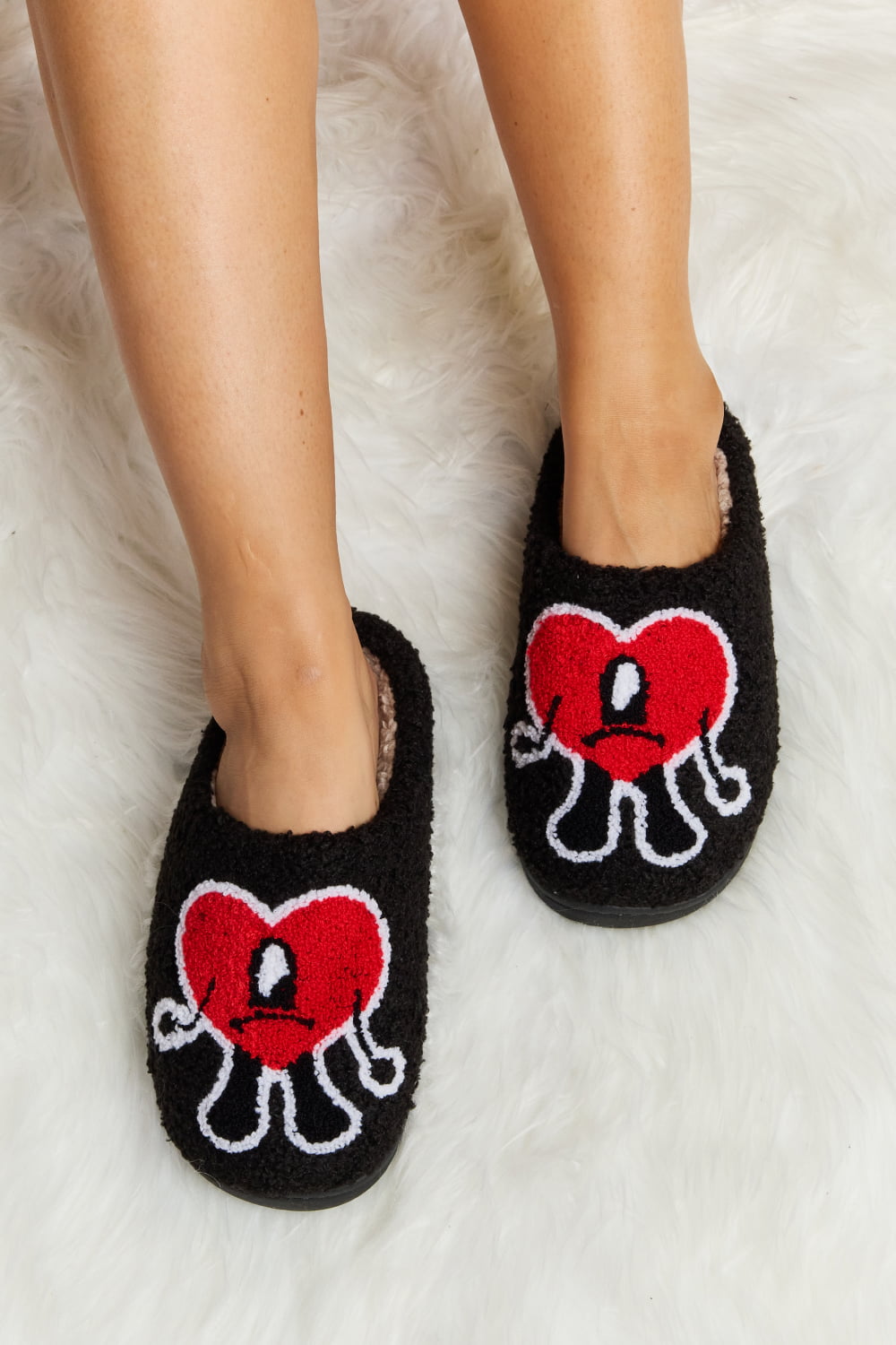 Fuzzy Heart Face Slippers – Cute & Cozy Lounge Vibes