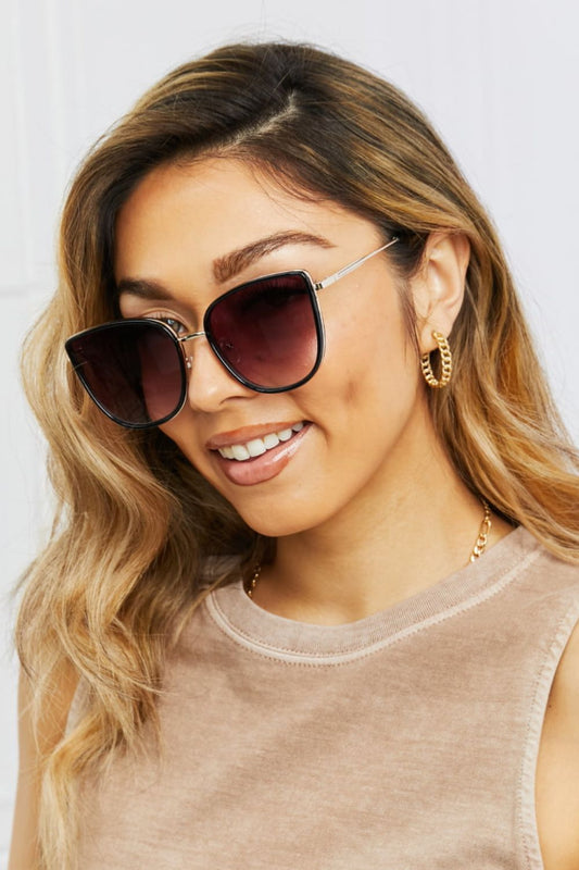 Oversized Cat Eye Gradient Sunglasses