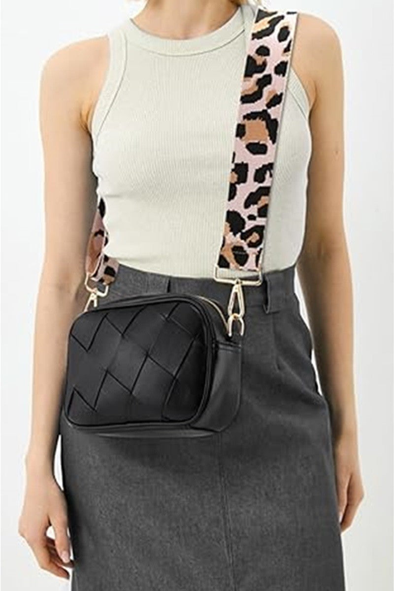 Stylish Quilted Crossbody Bag with Leopard Strap