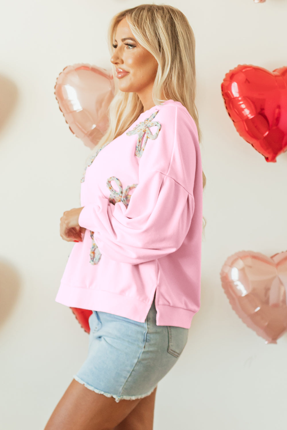 Pink Bow Appliqué Sweatshirt – Girly Valentine’s Day Pullover
