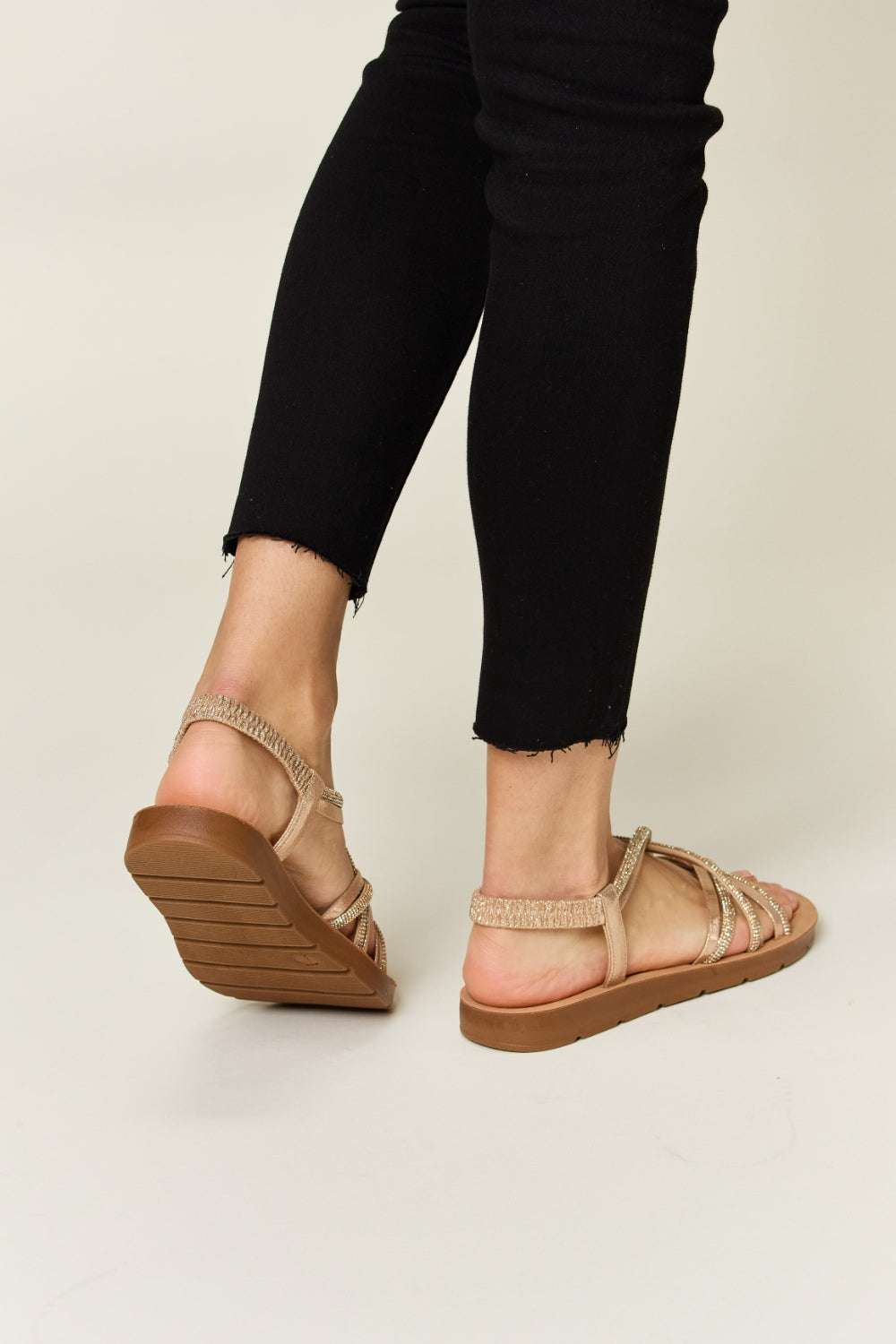 Chic Gold Crisscross Sandals