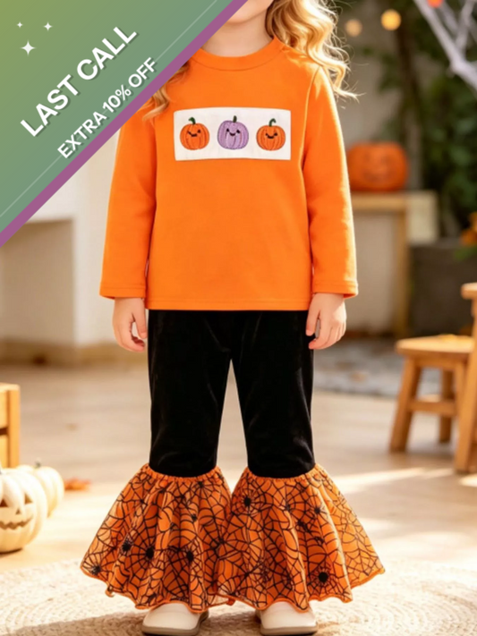 Badged - Mini Jetsetter Pumpkin Patch Bell-Bottom Set (Top + Spiderweb Flares)