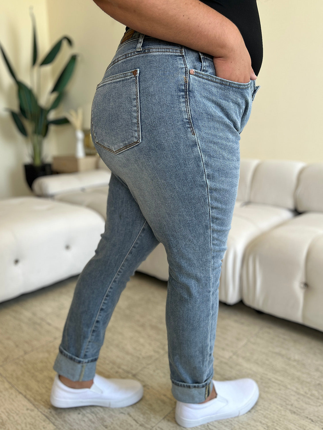 High-Rise Plus Size Skinny Jeans – Light Wash