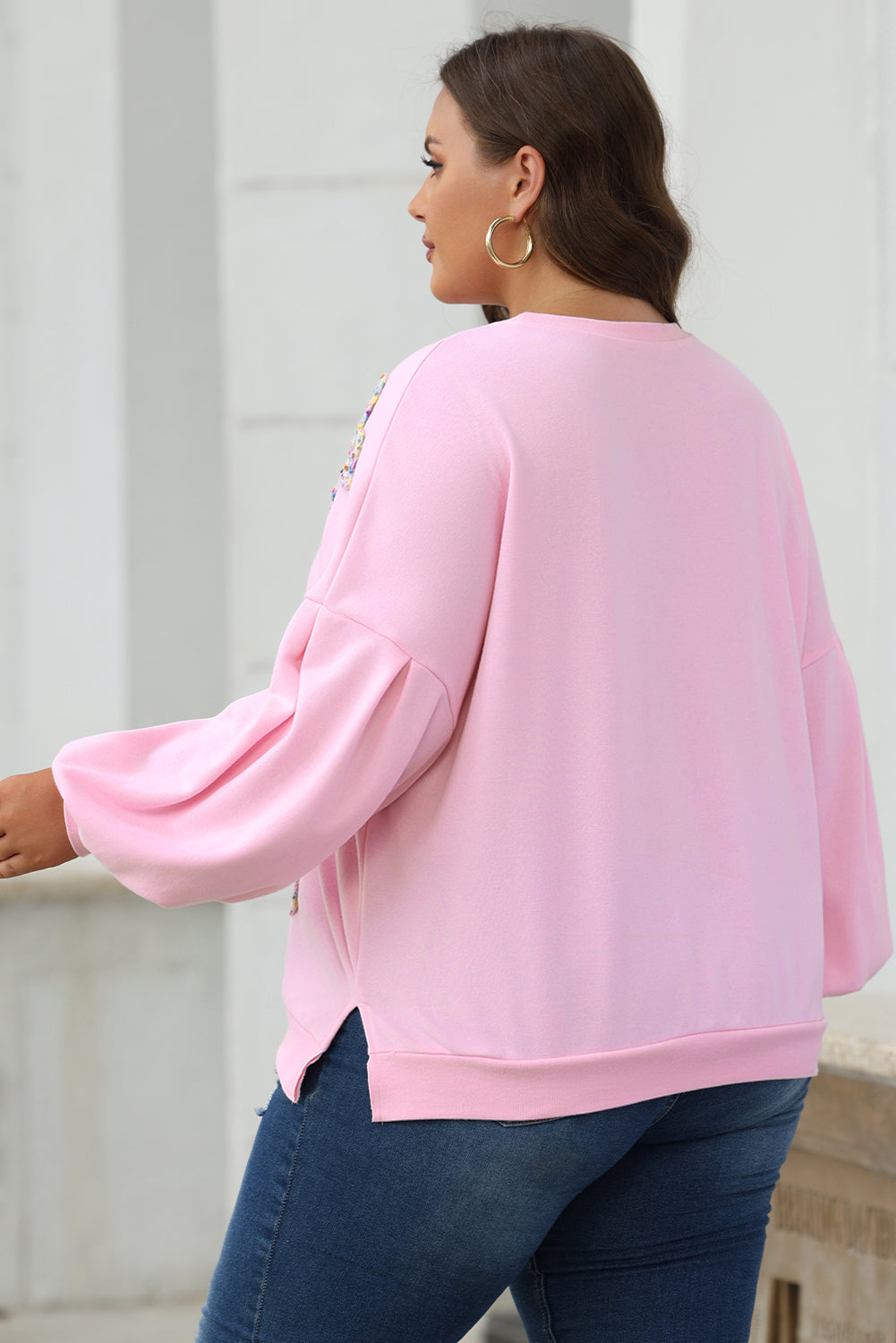 Pink Bow Appliqué Sweatshirt – Girly Valentine’s Day Pullover