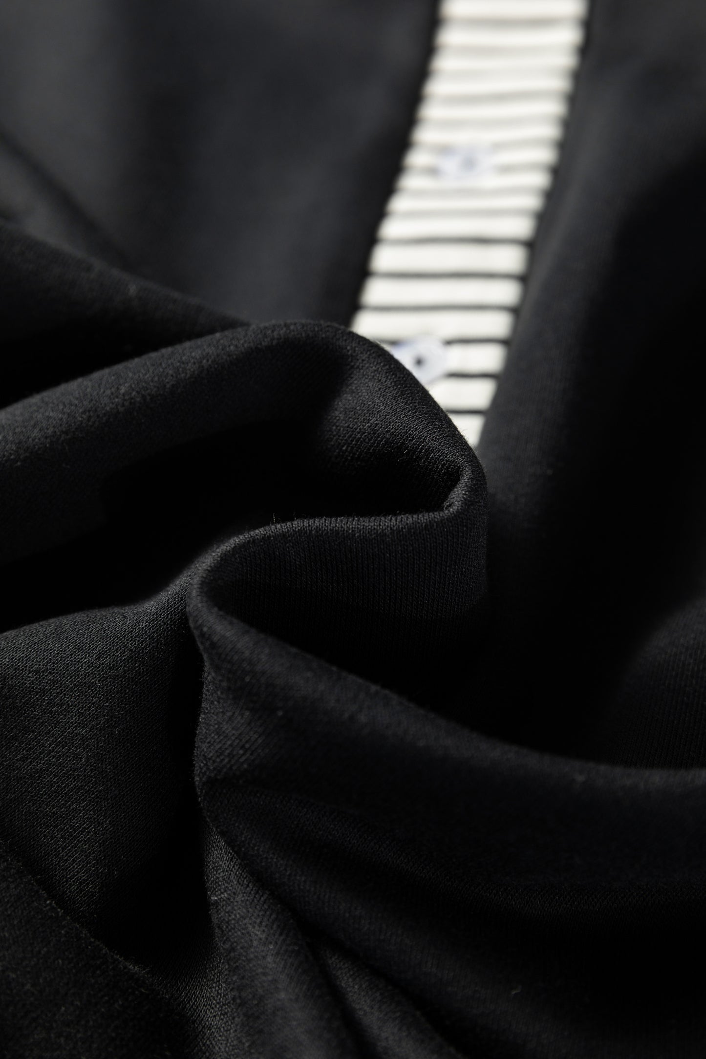 Black Long Sleeve Dress with Striped Collar – Casual Chic Collared Swing Dress